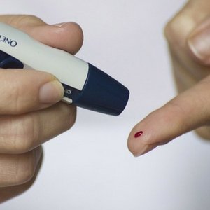 Bei Diabetes melllitus Typ 2 wirkt das Insulin nicht mehr richtig im Körper.